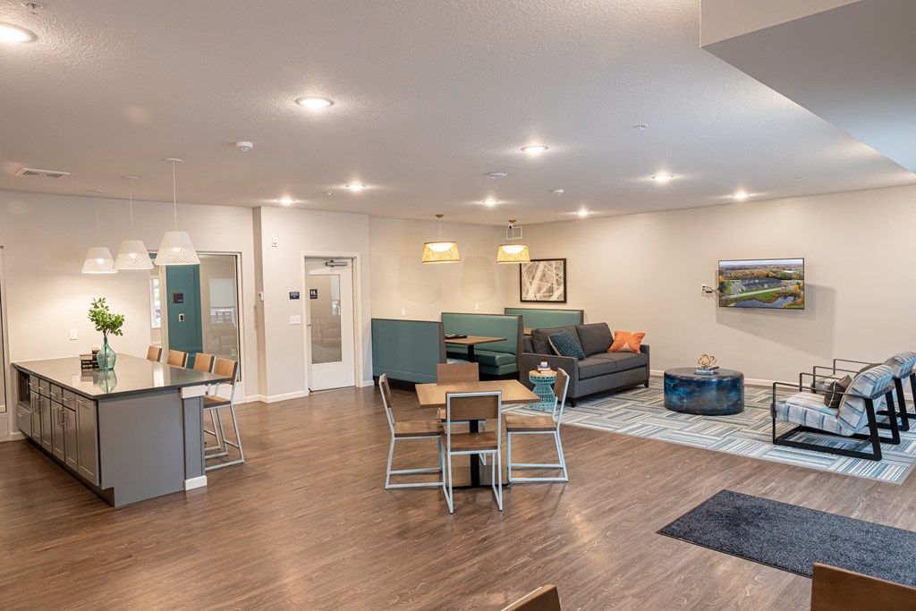 Overview of Club Room