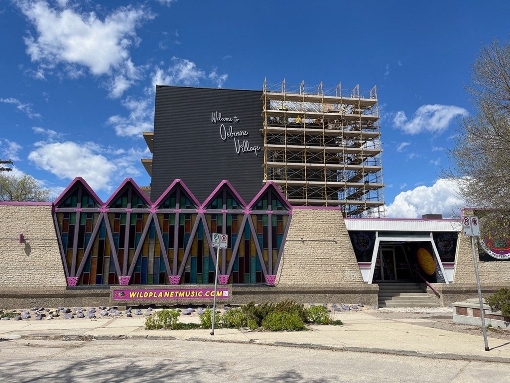 the building at entrance to Osborne Village