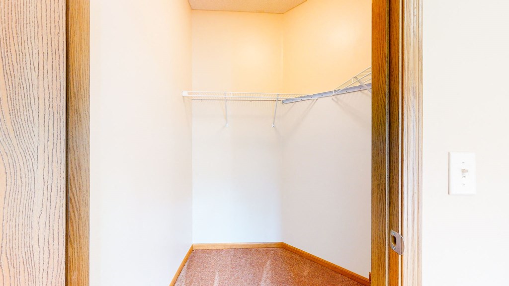 1 bedroom - pine floor plan - walk in closet with wire shelving