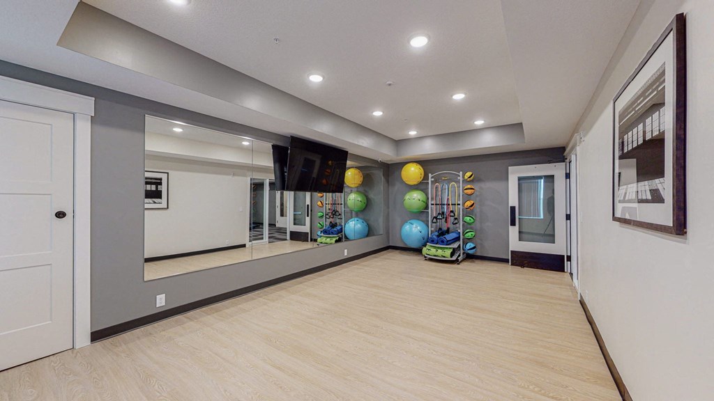 Flex Rooms With Fitness Space For Yoga, Spin And Pilates at Shady Oak Crossing, Minnetonka, MN