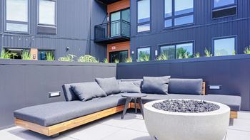 rooftop sitting area at CityLine Apartments, Minnesota, 55406