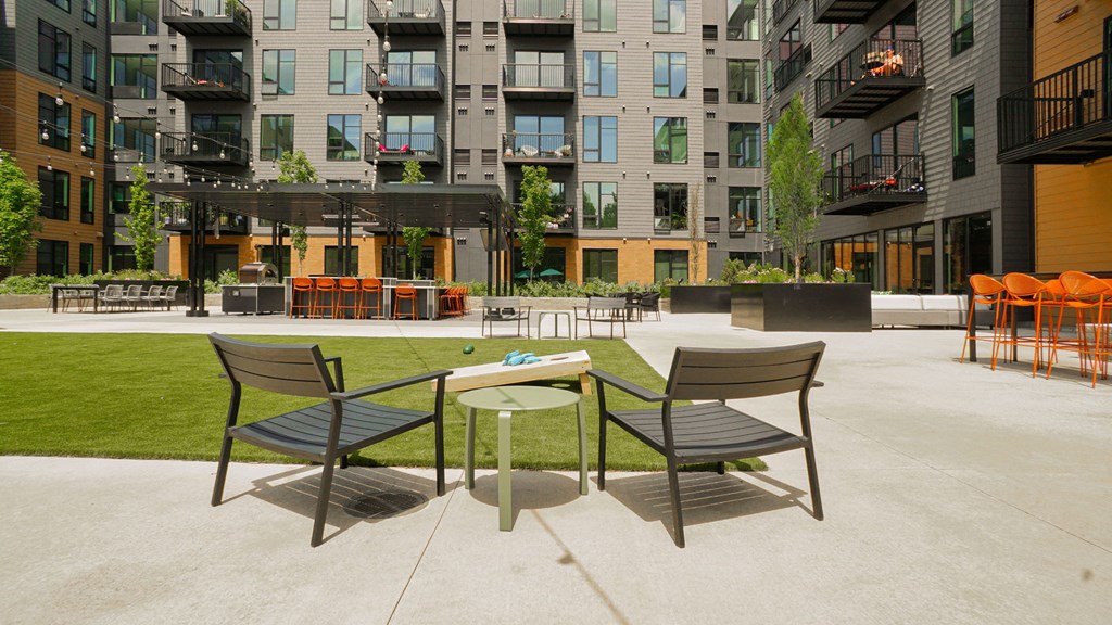 Outdoor Patio at The Hill Apartments, Minnesota, 55102