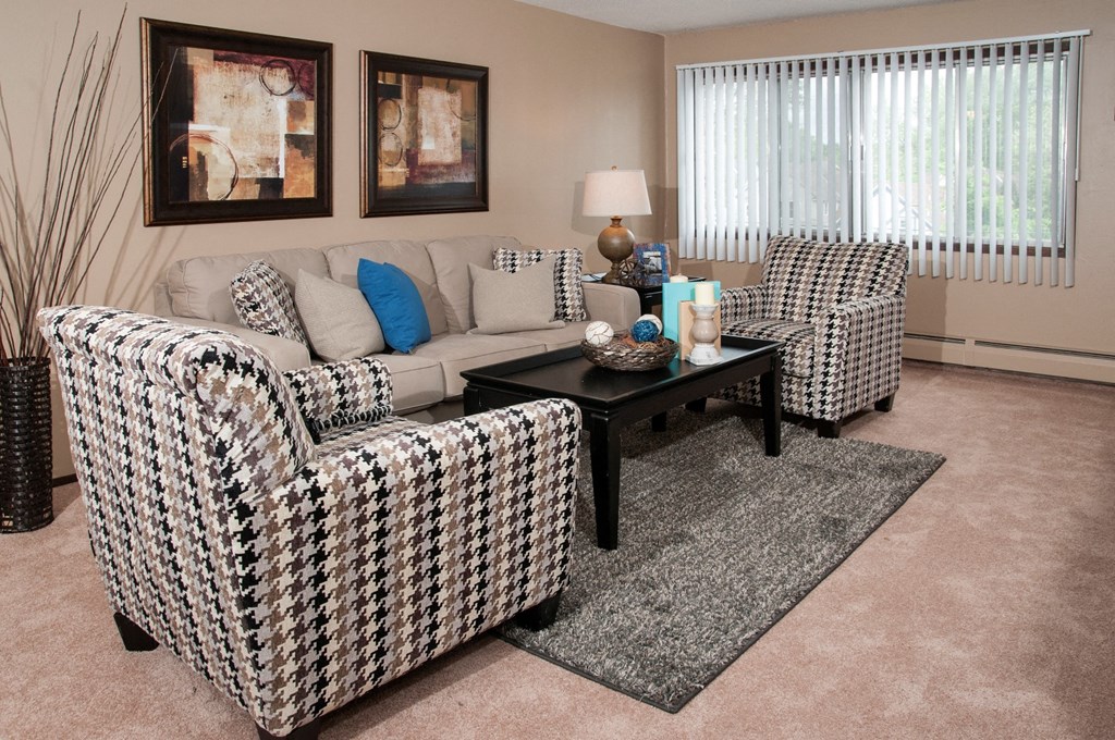 Large Windows in Living Room of 624 Huron Boulevard Apartments in Minneapolis, MN