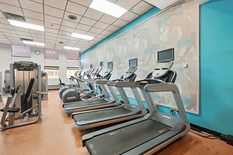 State Of The Art Fitness Center at Aire MSP Apartments, Minnesota