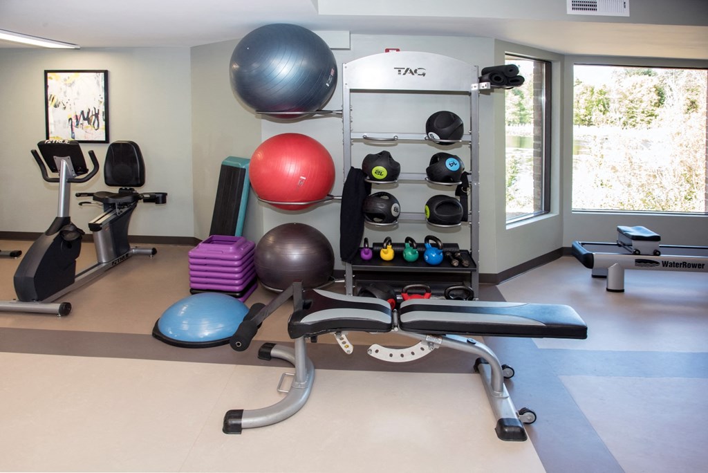 Club Quality Fitness Center at Aspenwoods Apartments, Minnesota