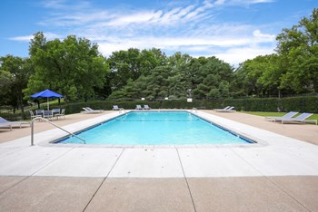Swimming Pool With Relaxing Sundecks at Audenn Apartments, Minnesota - Photo Gallery 33