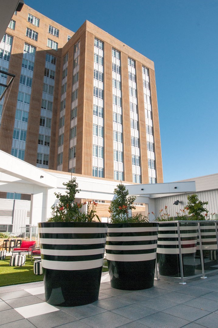 Luxury Apartments Available at Custom House, St. Paul, Minnesota