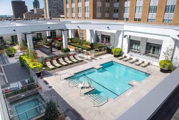 Pool Patio Rooftop Spa Hot Tub