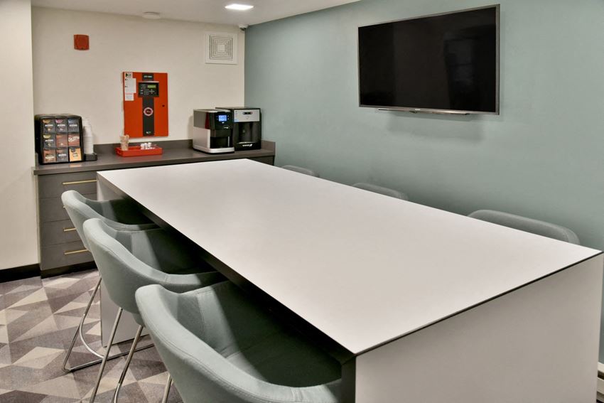 business lounge with complimentary coffee at Eagan Place Apartments, Eagan MN