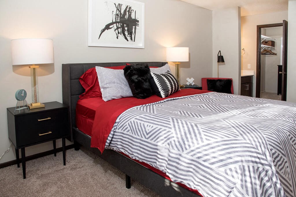 Large Comfortable Bedrooms  at Eagan Place Apartments, Eagan, 55123