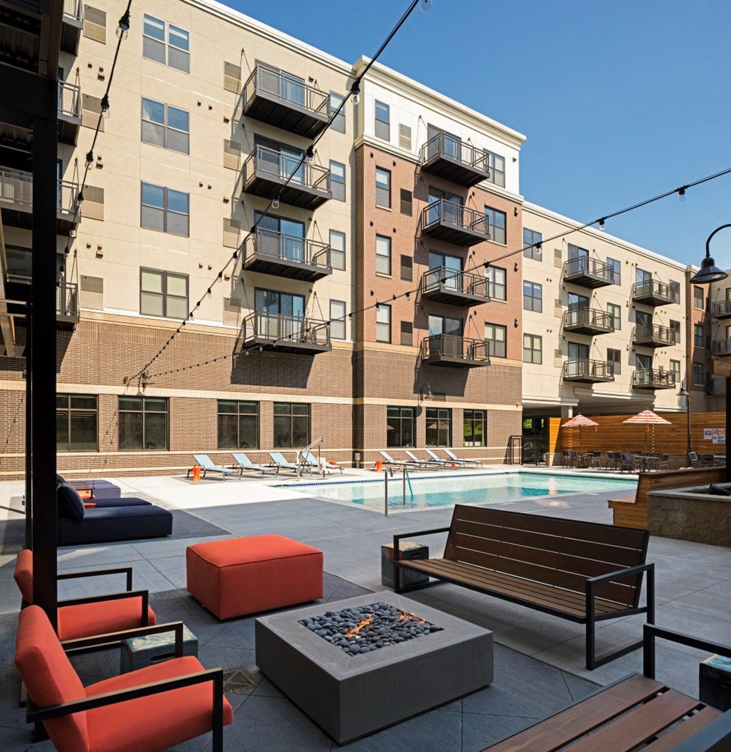 Communal Firepit at The Shoreham, St. Louis Park