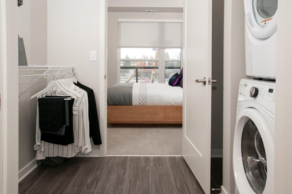 Washers/Dryers with Hookups Available at Residences at 1700, Minnetonka, MN