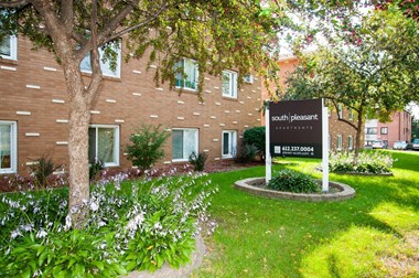 6321-29 Pleasant Avenue S 2 Beds Apartment for Rent - Photo Gallery 1