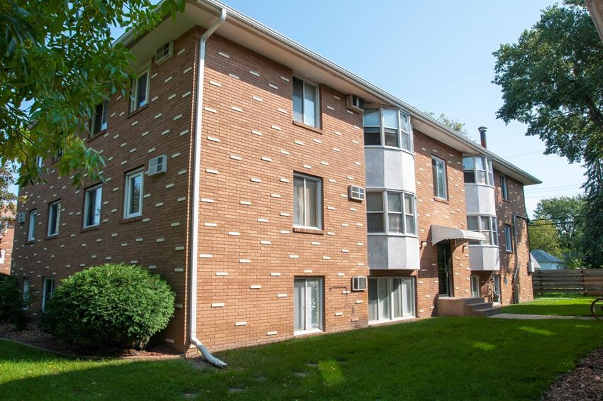 Exterior of 3 story building - Photo Gallery