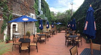 Image Of Brunson's Pub Patio Property Image