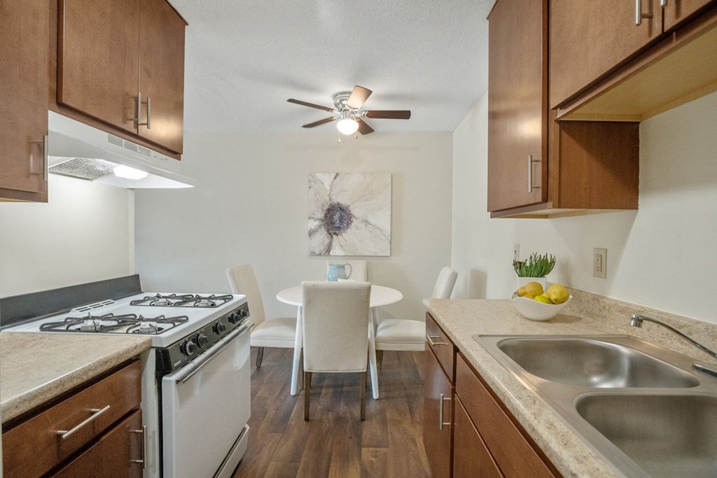 kitchen and dining room at Point of America Apartments,Brooklyn Park, Minnesota