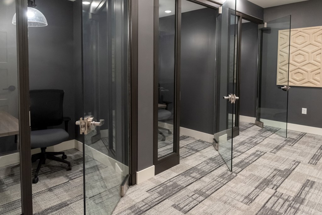 work from home spaces  at Shady Oak Crossing, Minnesota, 55343