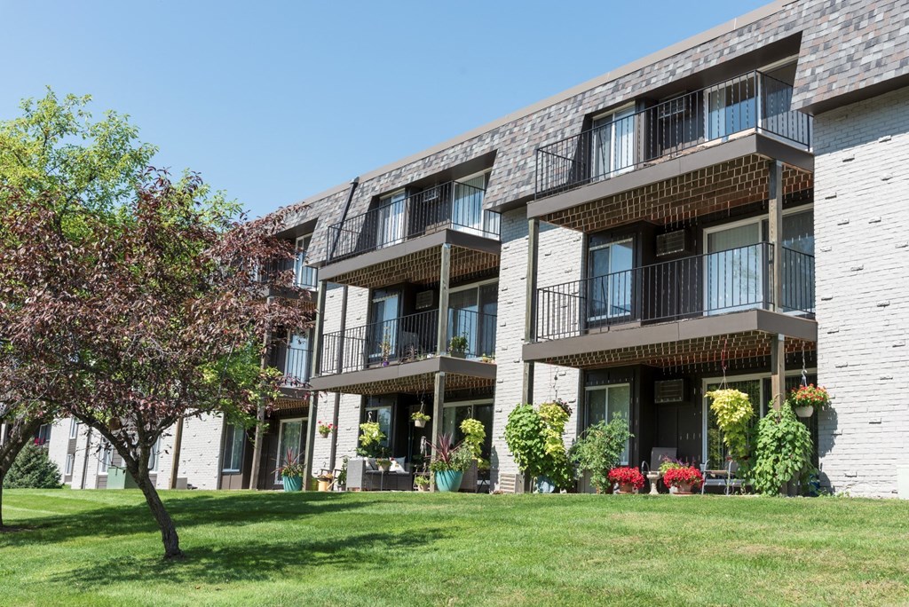 Large Balconies at Shoreview Grand, Minnesota, 55126