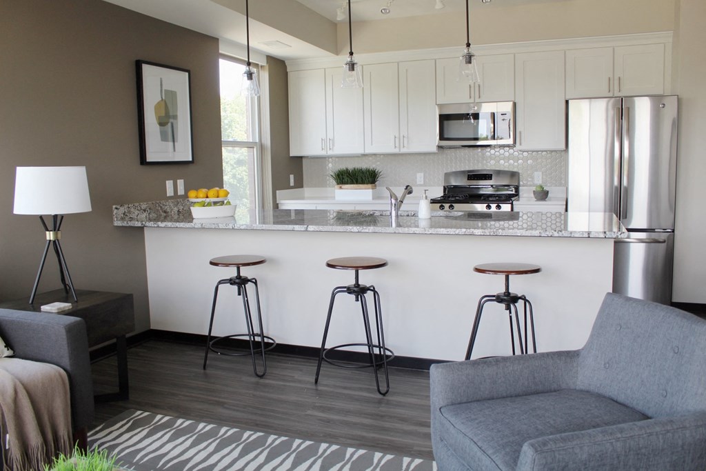 Attractive Furniture at The Shoreham, St. Louis Park