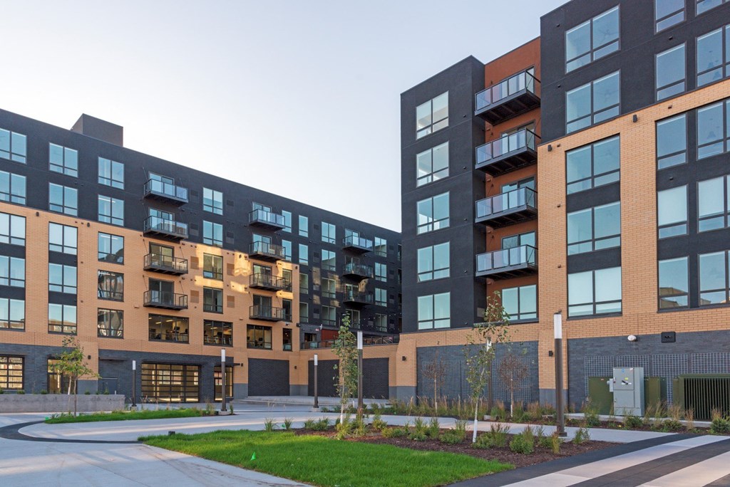 Property Exterior at The Arlow on Kellogg, St Paul