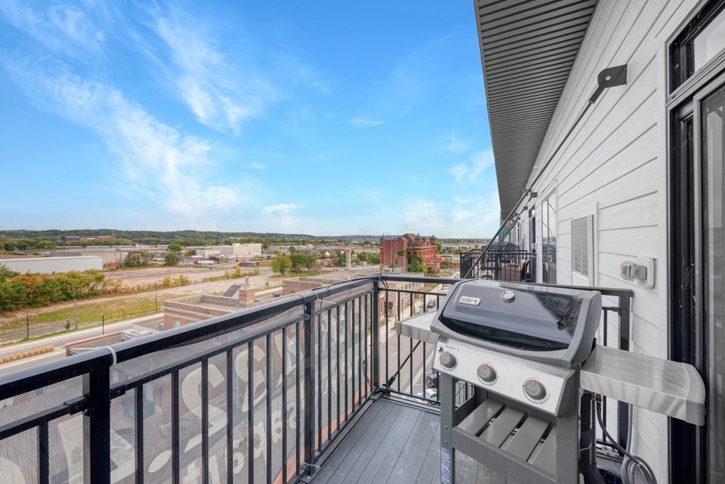Balcony With Grill at The Yards and Backyards, Minnesota