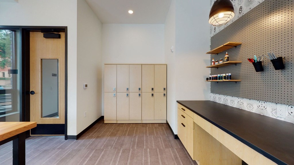 Creative Studio at The Mason, St. Paul, MN, 55114