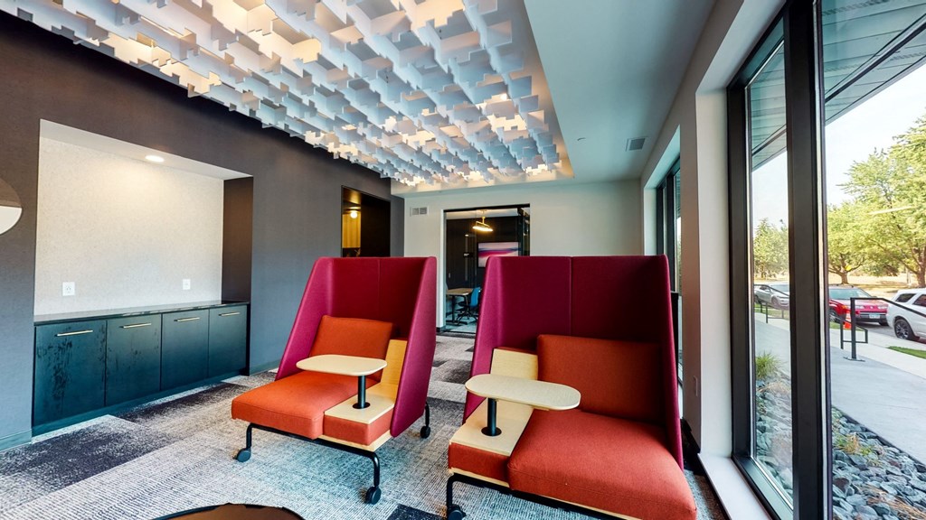 Meeting Area at The Mason, St. Paul, MN