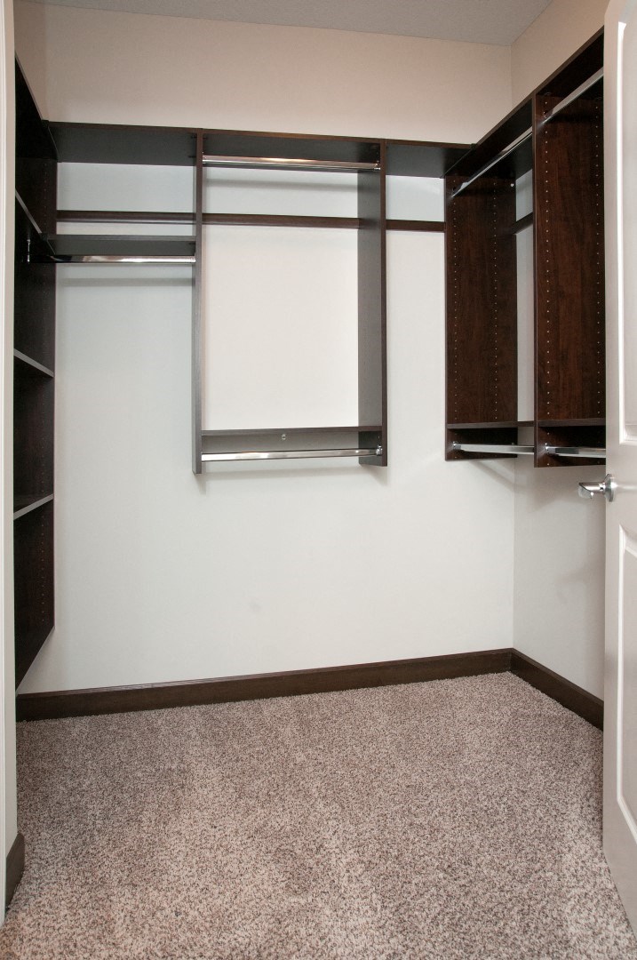 Large Walk-In Closet at Victoria Flats, Victoria, 55386
