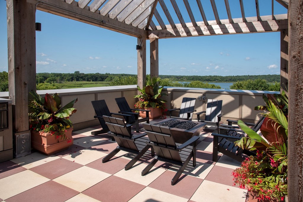 Rooftop firepit and chairs at Victoria Flats, MN