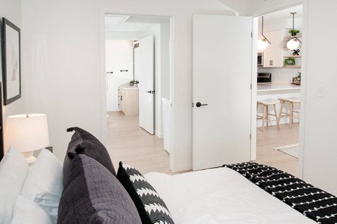 Large Master Bedrooms at CityLine Apartments, Minnesota