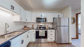 200 Nathan Lane 1-2 Beds Apartment for Rent - Photo Gallery 3