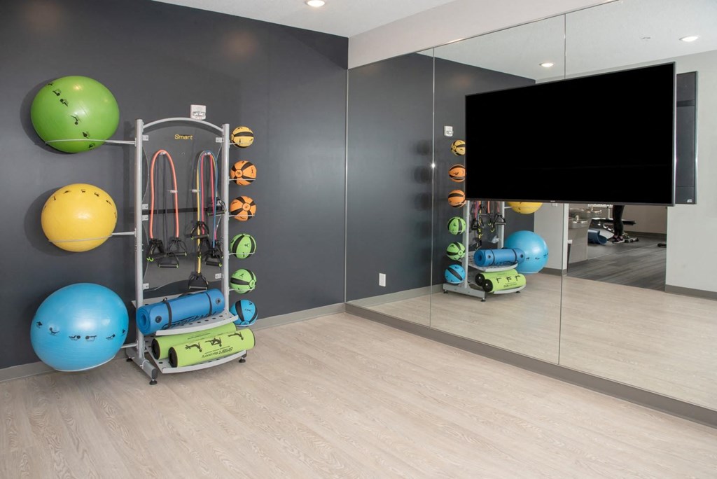 yoga roomat Urban Park I and II Apartments, Minnesota