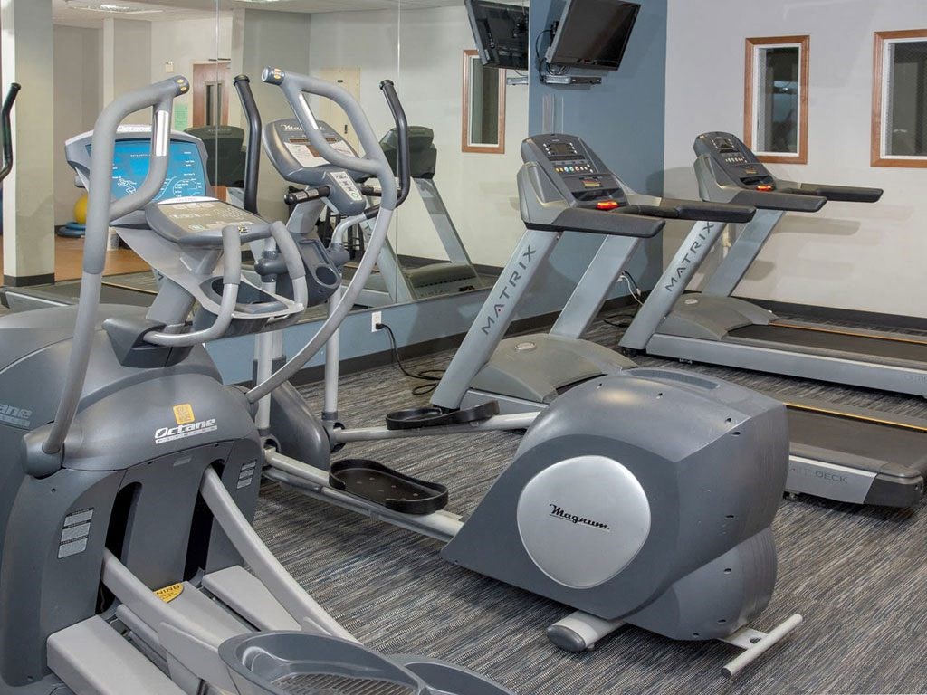 Fitness room cardio machines at Waterstone Place in Minnetonka, MN 55305