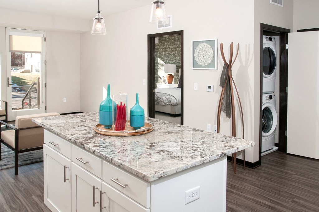 Furnished Apartments Available at The Shoreham, St. Louis Park, Minnesota