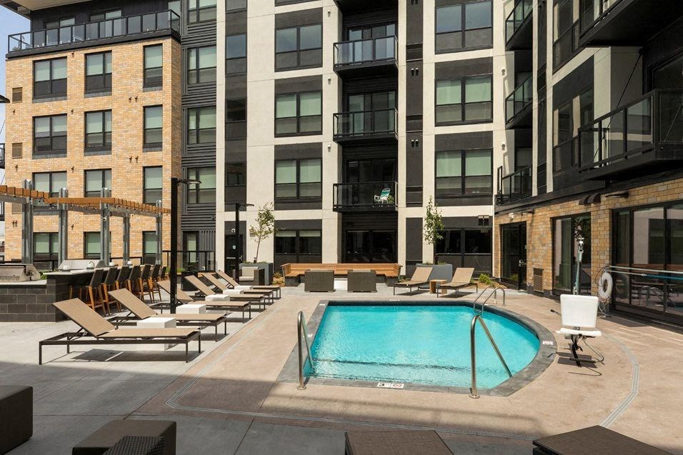 Private Swimming Pool Residences at 1700, Minnetonka, 55305