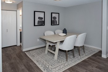 Elegant Dining Space at Audenn Apartments, Minnesota - Photo Gallery 5