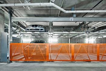 Car Lift at The M on Hennepin, Minneapolis, 55414