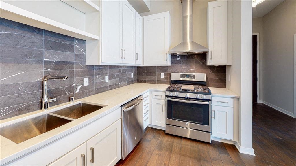 Modern Kitchen at The M on Hennepin, Minnesota, 55414