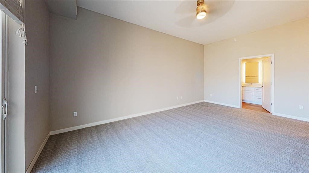 Carpeted Living Area at The M on Hennepin, Minneapolis, 55414