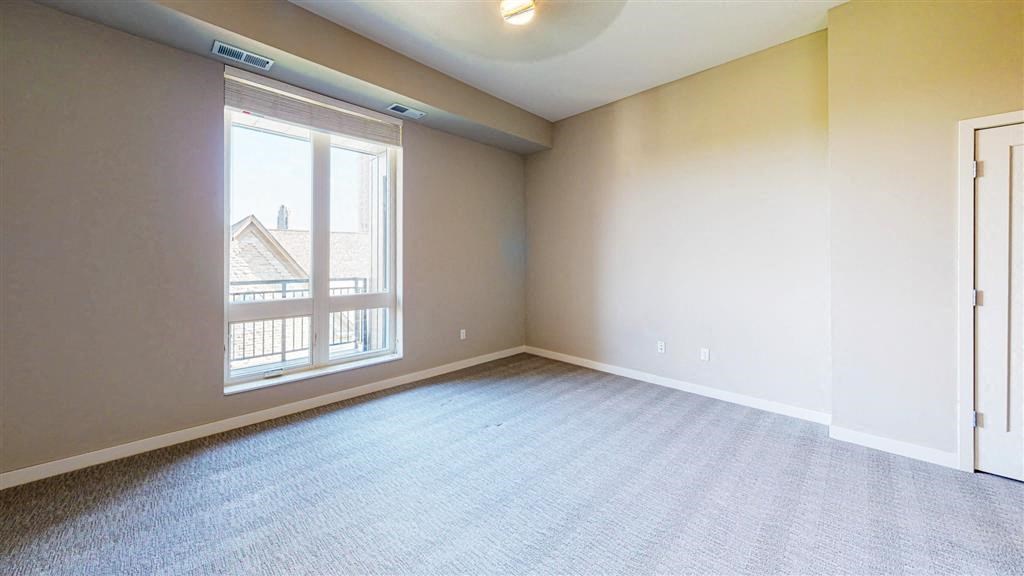 Master Carpeting at The M on Hennepin, Minneapolis, MN, 55414