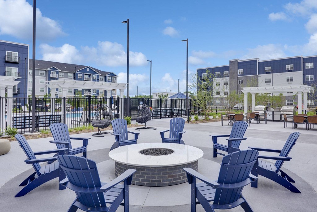 Open dinning area at Lochner Apartments, White Bear Lake