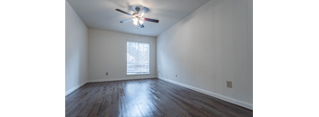 2 BR, 2BA - 1027 SF