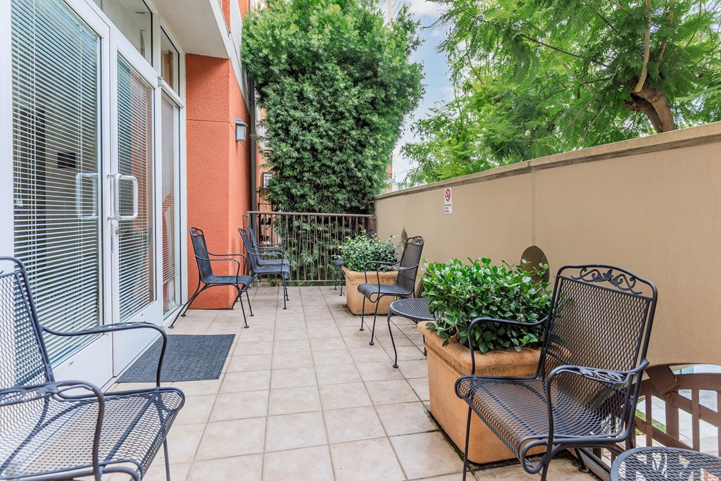 A Patio With a Table at Atrium Garden Apartment Homes, LLC, San Jose, California