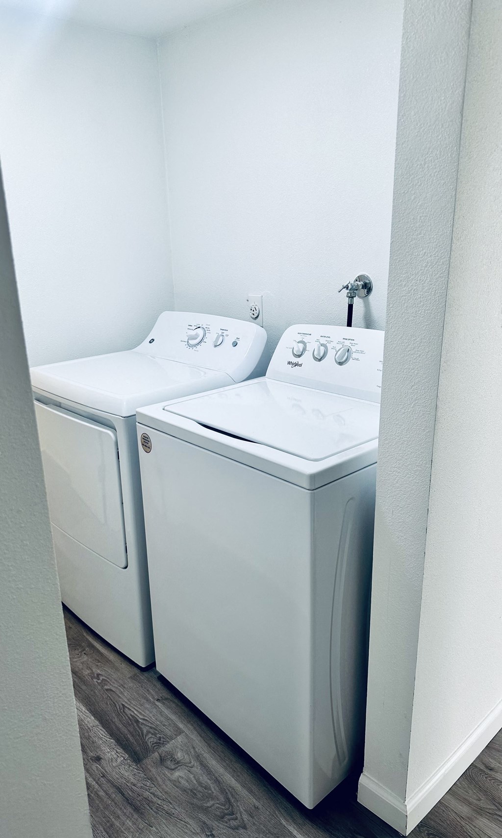 Washer and Dryer at Ocean Villas, Oxnard, CA 93033