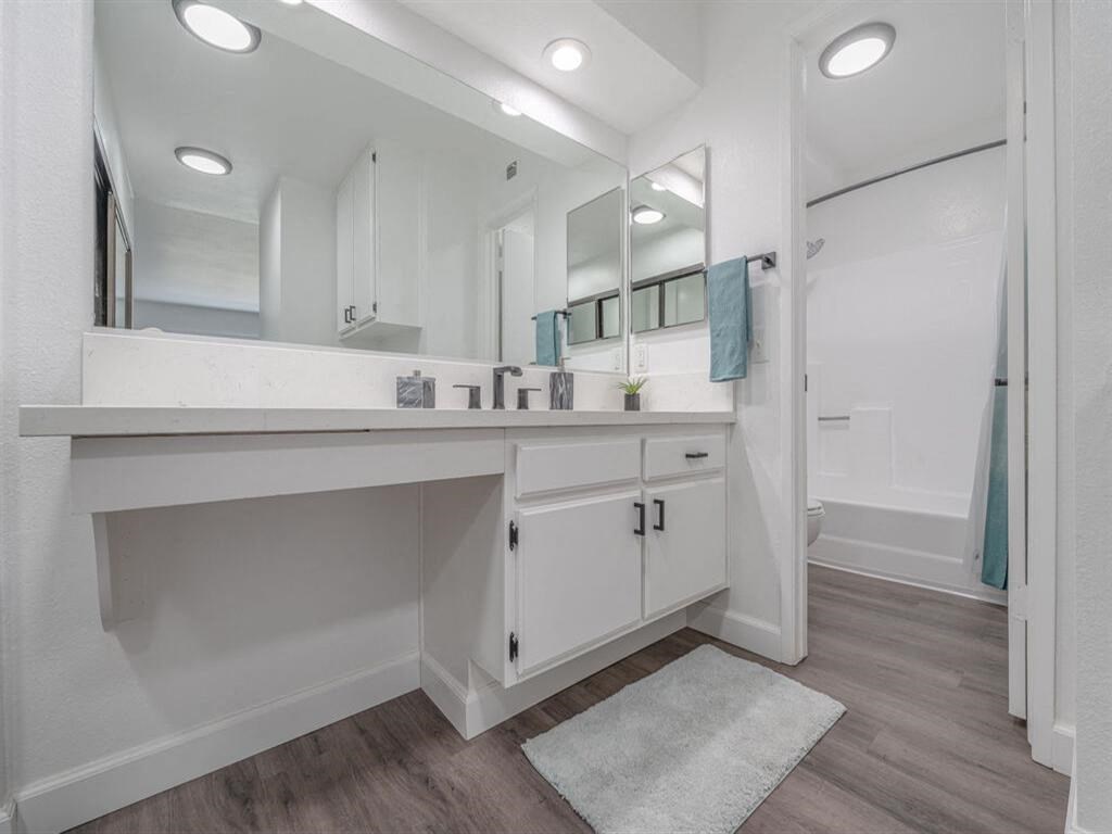 The Resort At Encinitas Luxury Apartment Homes, 1320 Via Terrassa