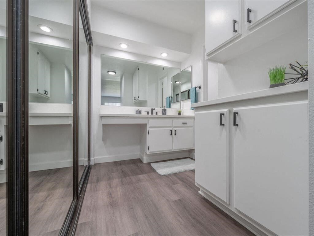 The Resort At Encinitas Luxury Apartment Homes, 1320 Via Terrassa