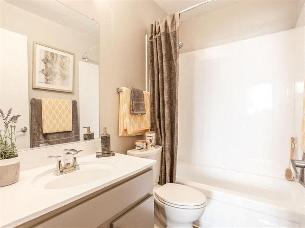 Bathroom With Bathtub at Parc Medallion LLC, Union City