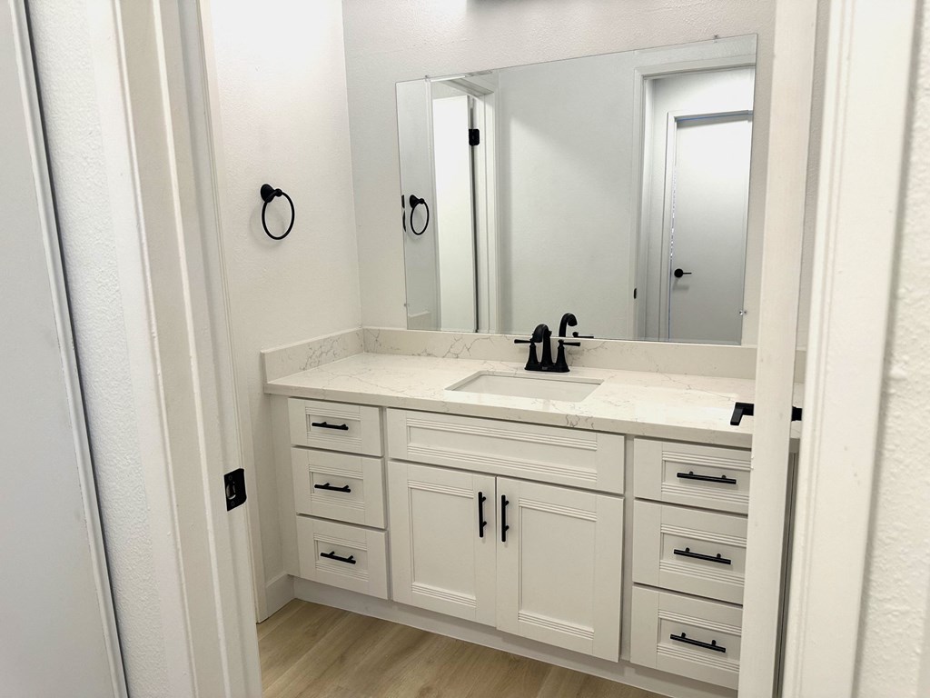Bathroom at Summerhill Place Apartments, Union City