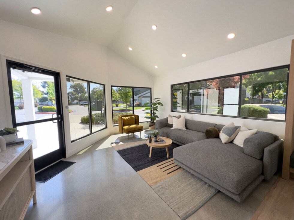 Living Area at Diablo Vista, Livermore, CA