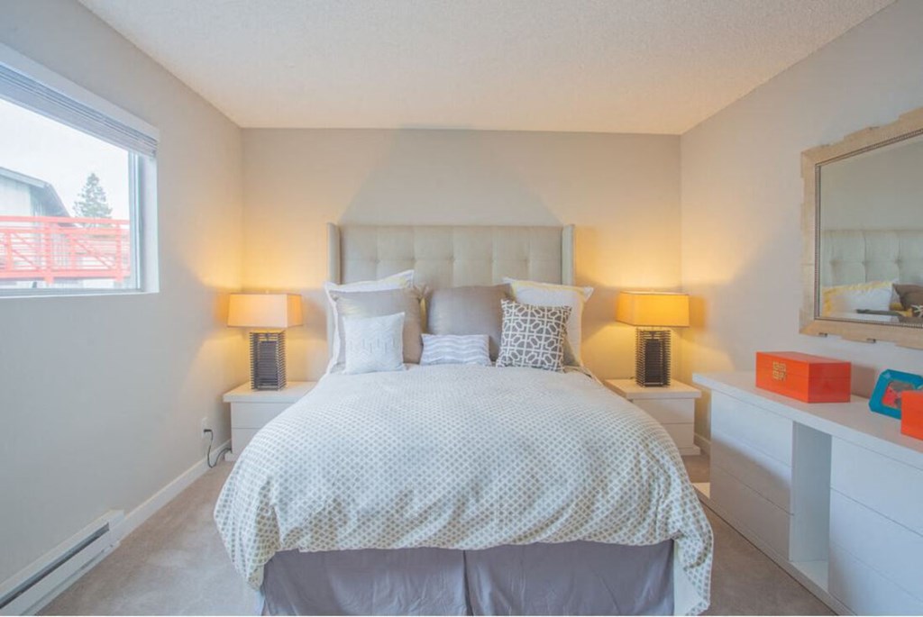 Large Comfortable Bedrooms at Sunnyvale Crossings Apartments, Sunnyvale, 94087